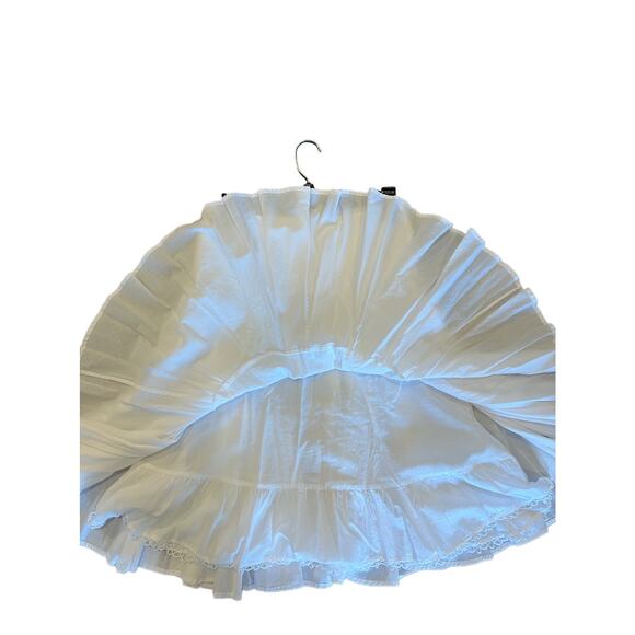 Charming Odille Anthropologie White Tiered Ruffle Skirt - Size 0 - Picture 4 of 8